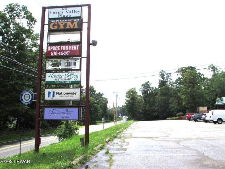 More Photos Of 635 Route 739, Lords Valley Freestanding For Sale