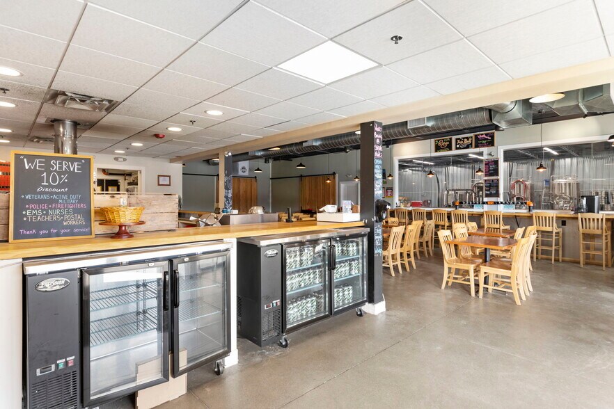 More Photos Of 8 Somersworth Plz, Somersworth Storefront For Sale