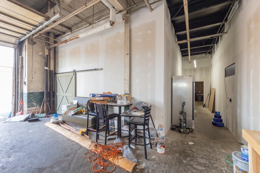 More Photos Of 1820 E 30th St, Cleveland Sports And Entertainment For Sale