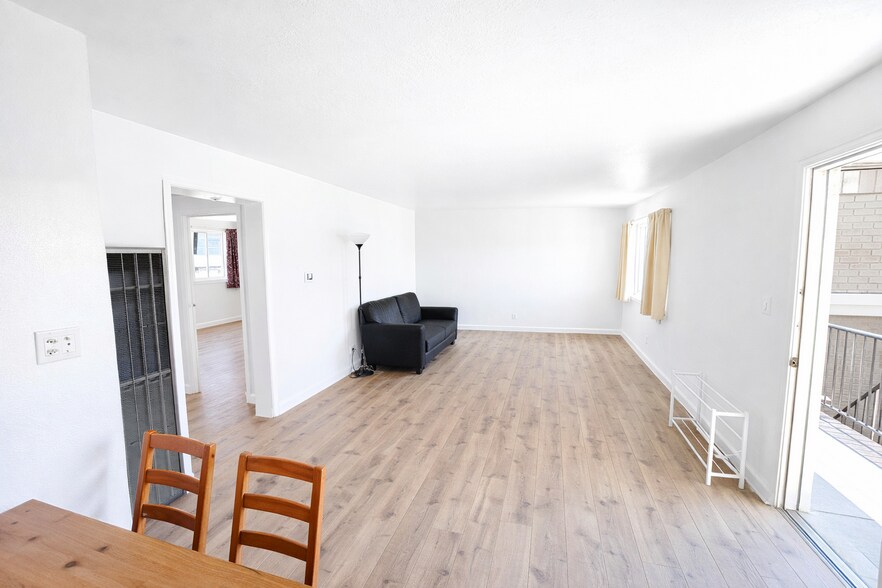 More Photos Of 2015 Hearst Ave, Berkeley Apartments For Sale