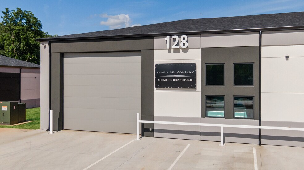 More Photos Of 158 Innovation Dr, Statesville Unknown For Lease