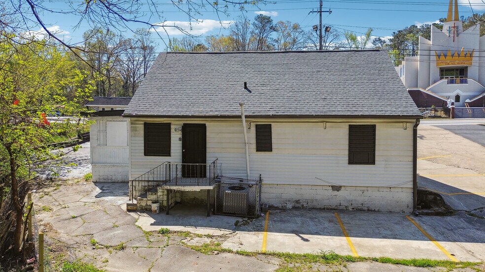More Photos Of 401 SW Cleveland Ave, Atlanta Office Residential For Sale