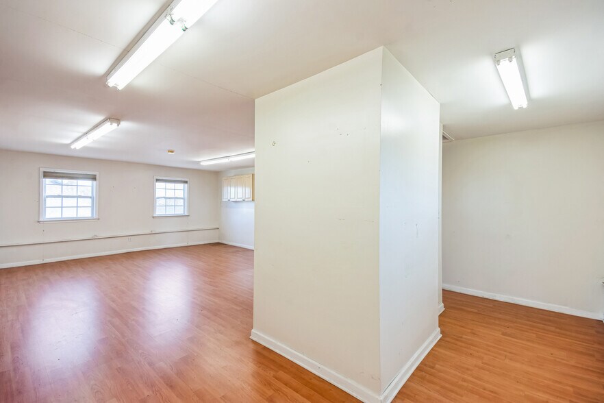 More Photos Of 6 Spring St, Jamesburg Warehouse For Sale