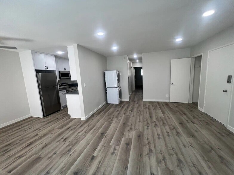 More Photos Of 2120 Mission Ave, San Diego Apartments For Sale