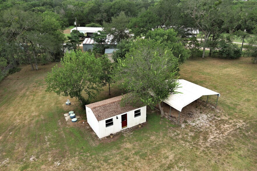 More Photos Of 901 Highway 21 W, Cedar Creek Land For Sale