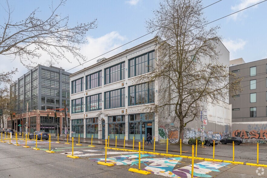 More Photos Of 1021 E Pine St, Seattle Office For Lease