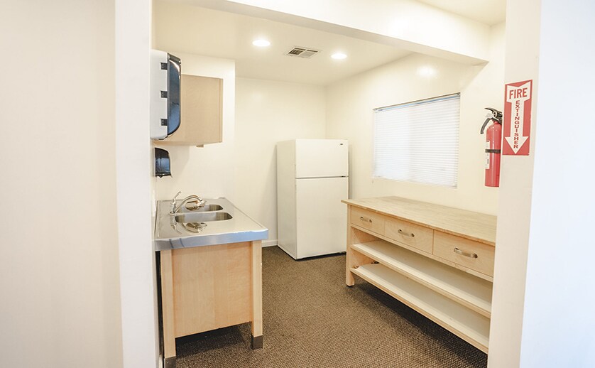 More Photos Of 821 W El Camino Real, Mountain View Flex For Sale