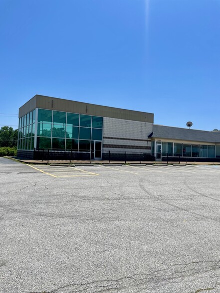 Primary Photo Of 5950 S Highway 94, Weldon Spring Freestanding For Lease