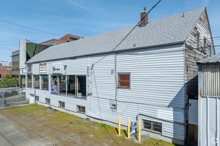 More Photos Of 2811-2815 Virginia Ave, Everett Freestanding For Sale