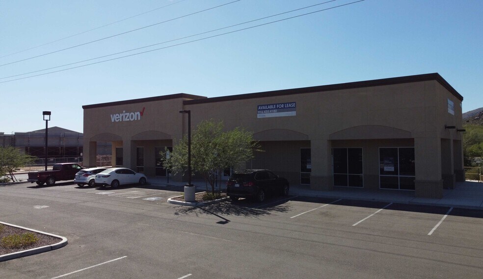 More Photos Of 9100 N Silverbell Rd, Marana Unknown For Lease