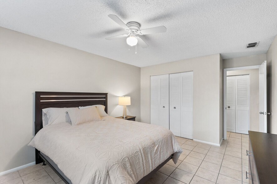 More Photos Of 1505 W 25th St, Sanford Apartments For Sale