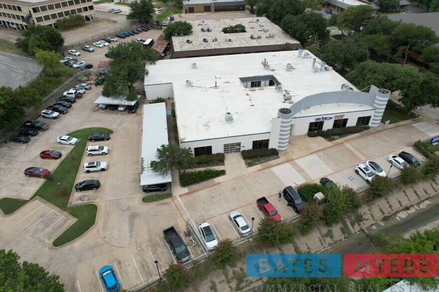 More Photos Of 8730 King George Dr, Dallas Service For Sale