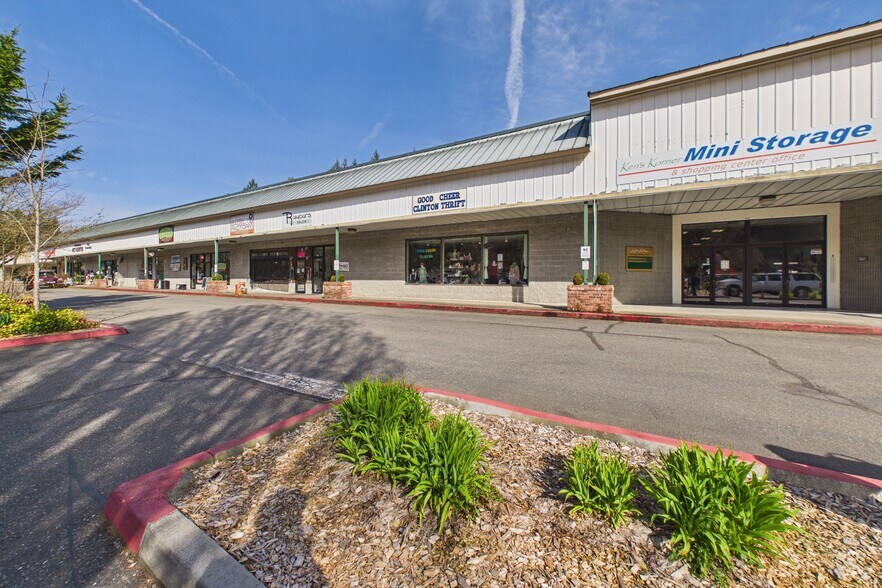 More Photos Of 11042 E Hwy 525, Clinton Storefront Retail Office For Lease