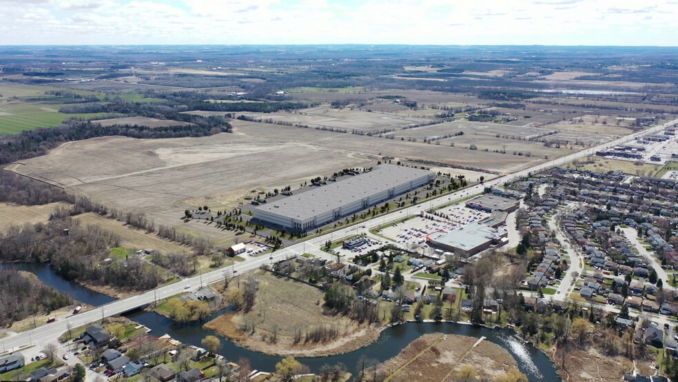 More Photos Of 1 Logistics Ct, Georgina, Keswick Industrial For Lease