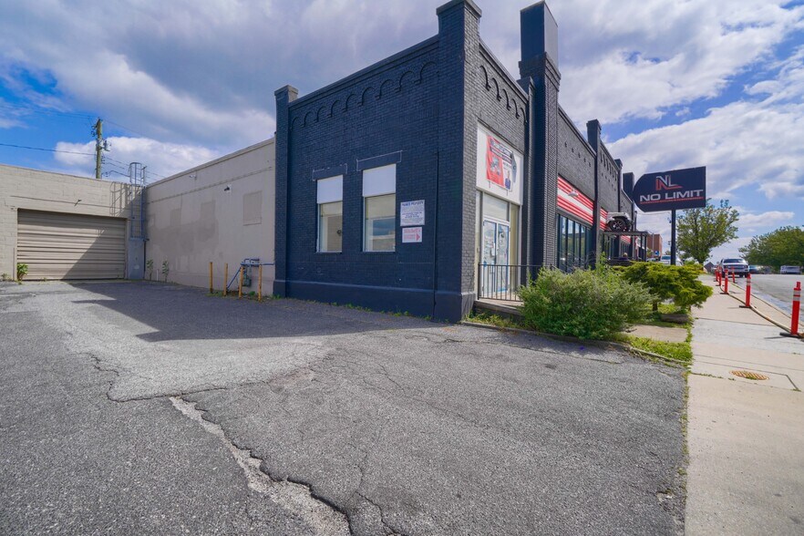 More Photos Of 6515 Belair Rd, Baltimore Light Manufacturing For Sale
