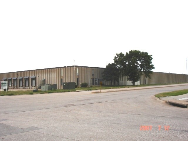 Primary Photo Of 1200 W Upland Ave, Lincoln Warehouse For Lease