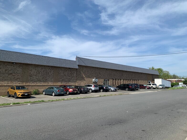 Primary Photo Of 475 Bloy St, Hillside Warehouse For Lease
