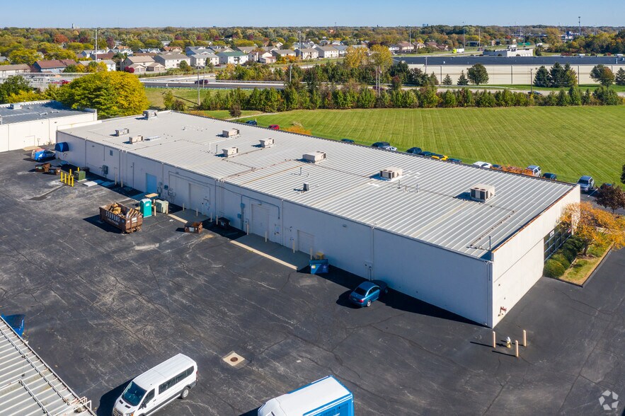 17181722 Indian Wood Cir, Maumee, OH 43537 Flex/R&D For Lease