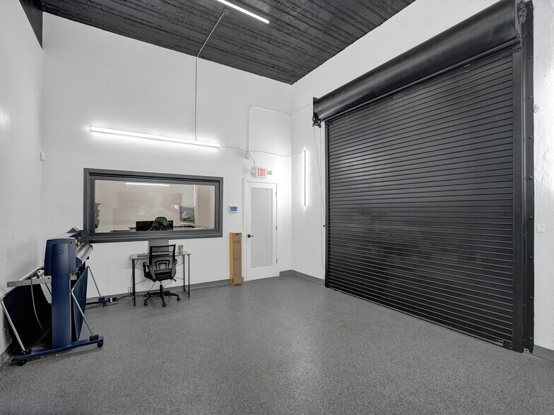More Photos Of 15-21 NW 9th Ave, Fort Lauderdale Warehouse For Sale