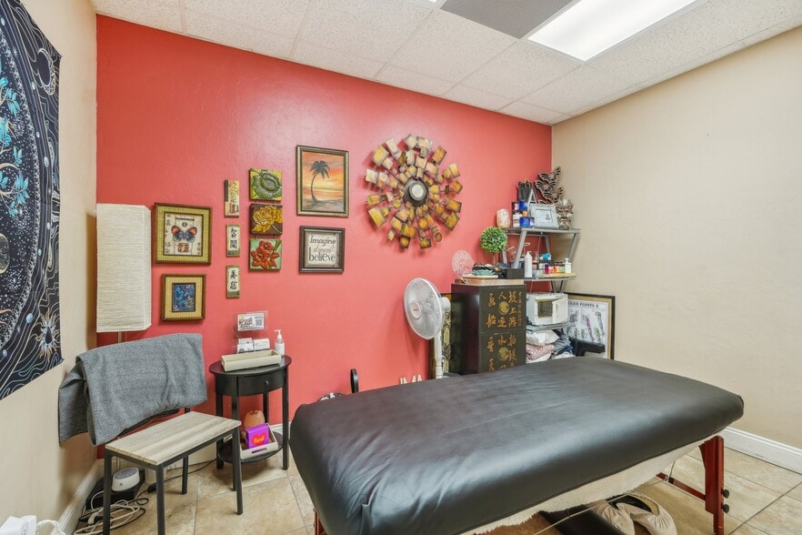 More Photos Of 1404 Del Prado Blvd S, Cape Coral Storefront Retail Office For Sale