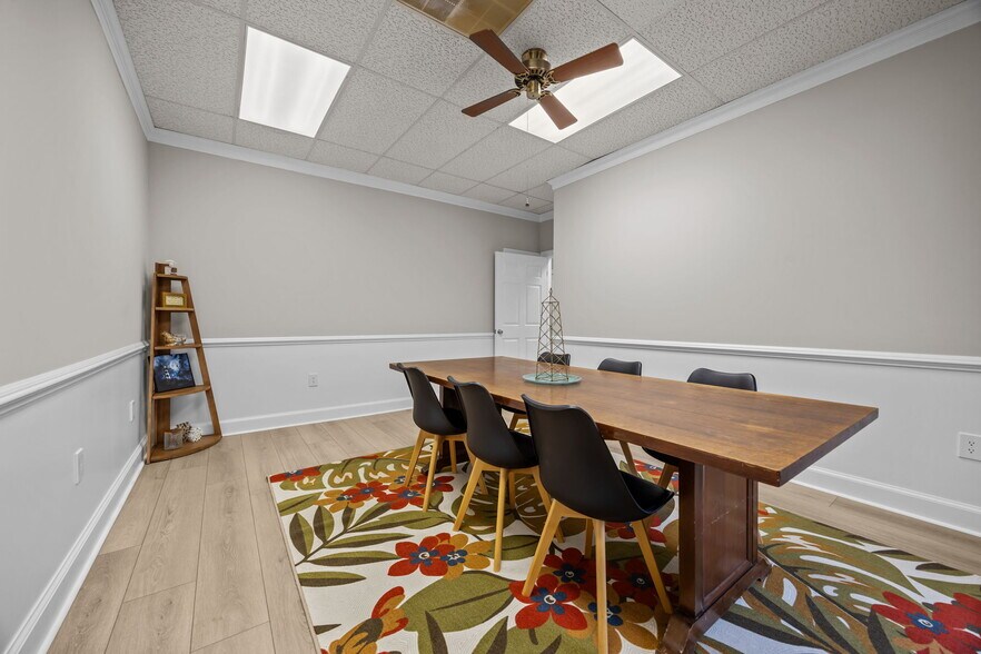 More Photos Of 603 Eastchester Dr, High Point Office For Sale