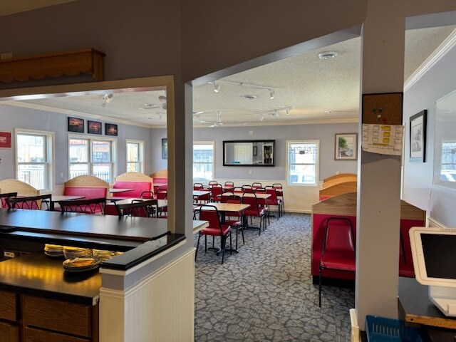 More Photos Of 2079 Spruce St, Ranier Restaurant For Sale