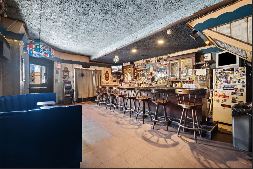 More Photos Of 552 Grandview Ave, Ridgewood Storefront For Sale