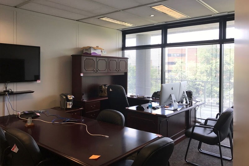 More Photos Of 101 Yorkshire Blvd, Lexington Office For Sale
