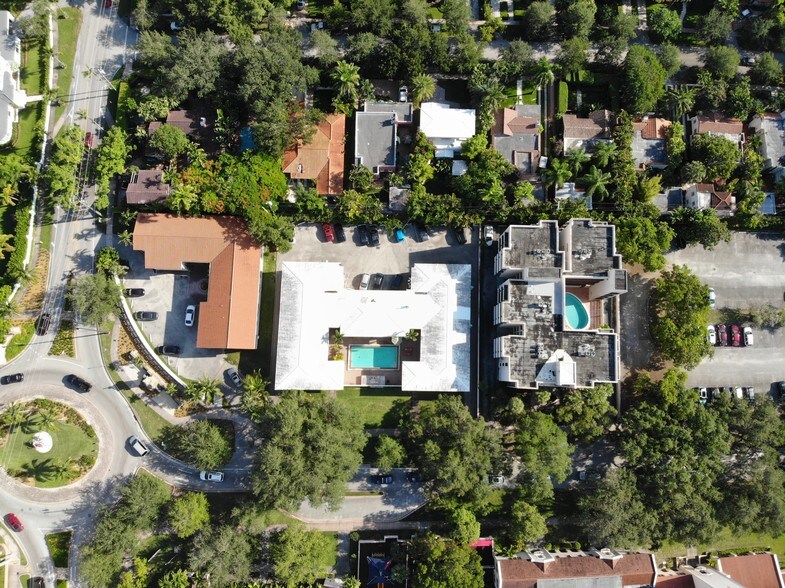 More Photos Of 533 Coral Way, Coral Gables Apartments For Sale