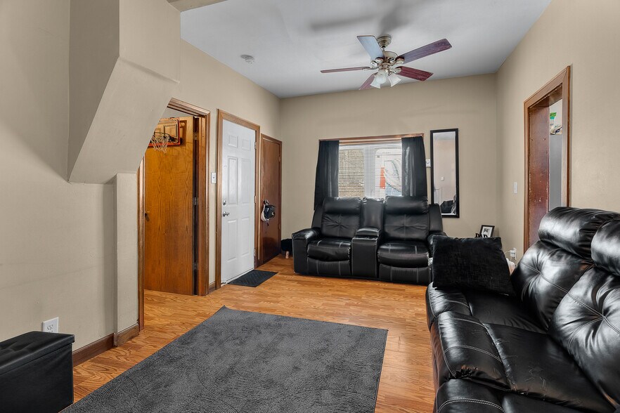 More Photos Of 485 Belvidere St E, Saint Paul Apartments For Sale