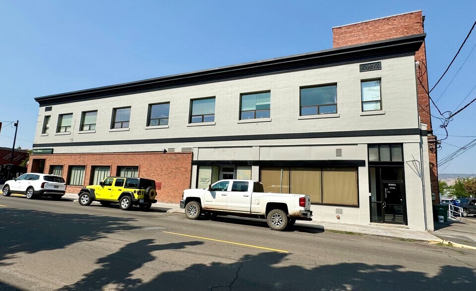 More Photos Of 700 Main St, Klamath Falls Storefront Retail Office For Sale