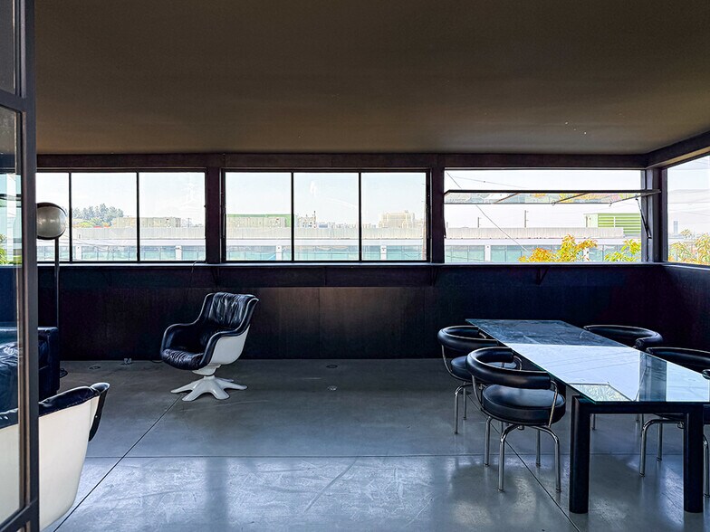 More Photos Of 2436 Gates st, Los Angeles Office For Lease