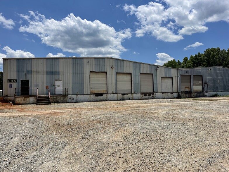 Primary Photo Of 245 Peach Orchard Rd, Salisbury Manufacturing For Sale