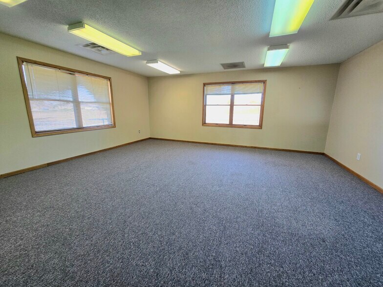 More Photos Of 110 Bierman Rd, Epworth Public Library For Lease