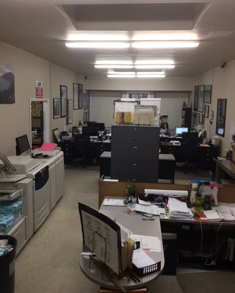 More Photos Of 2816 S Robertson Blvd, Los Angeles Storefront For Sale