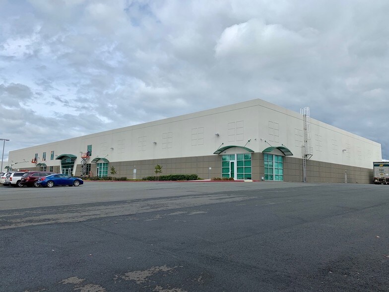 More Photos Of 1470 Cader Ln, Petaluma Warehouse For Sale