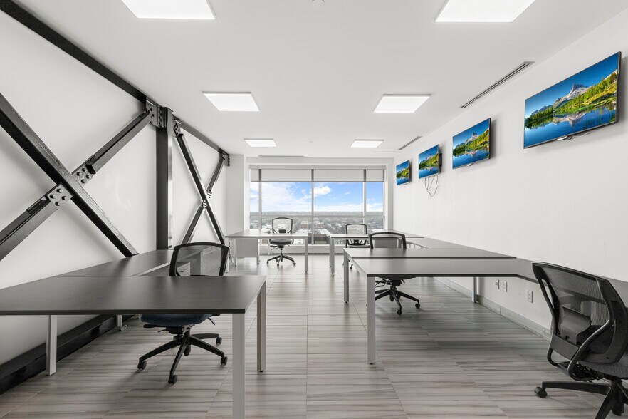 More Photos Of 3737 Boul Cremazie E, Montréal Office For Lease