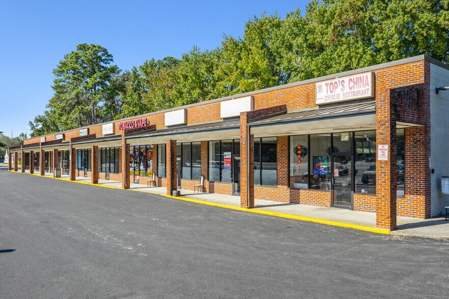 More Photos Of King William Ave Btwn Ogd St @ King William Ave btwn Ogden St & Ch, West Point Unknown For Lease