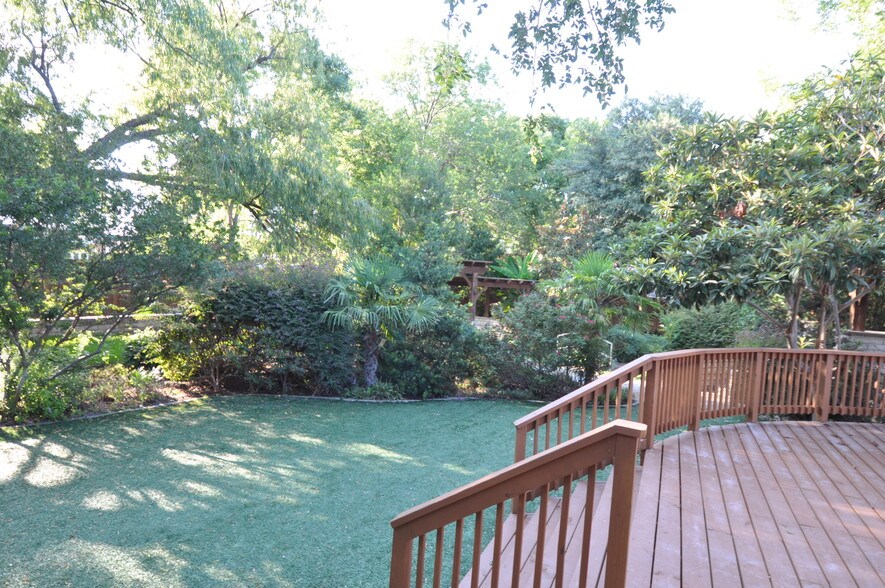 More Photos Of 8849 Carroll Cir, Frisco Freestanding For Lease