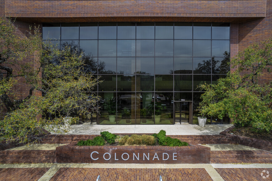 More Photos Of 9901 W Interstate 10, San Antonio Office Residential For Lease