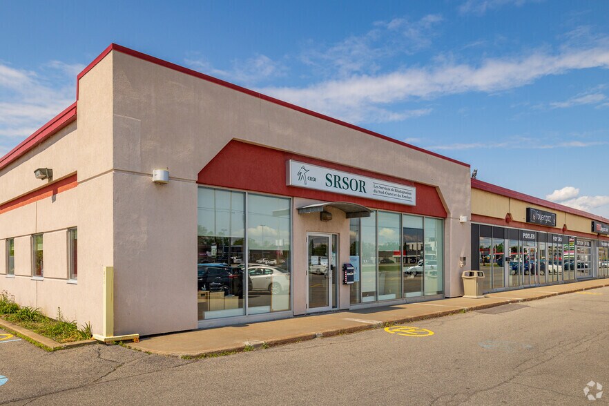 More Photos Of 401 Boul Harwood, Vaudreuil-dorion Unknown For Lease