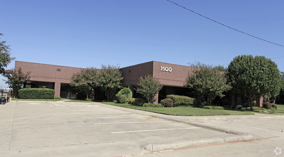 More Photos Of 1500 Ederville Rd, Fort Worth Office For Lease