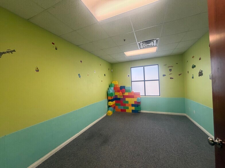 More Photos Of 3660 N Rancho Dr, Las Vegas Medical For Sale