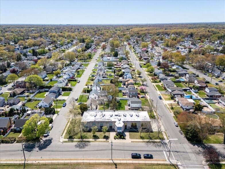 More Photos Of 330 Central Ave, Deer Park Religious Facility For Sale