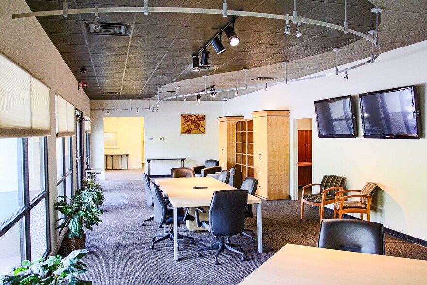 More Photos Of 1257 Sweeten Creek Rd, Asheville Light Manufacturing For Sale