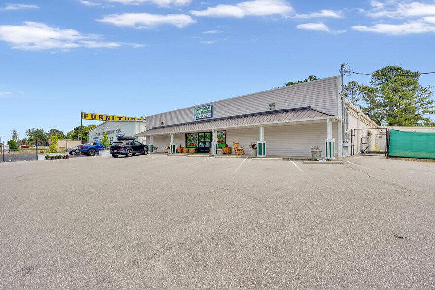 More Photos Of 806 Lillington Hwy, Spring Lake Showroom For Sale