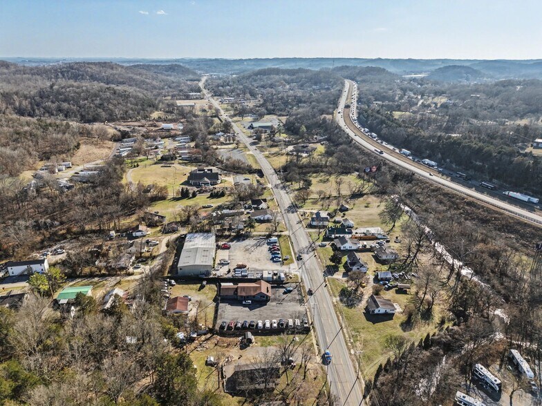 More Photos Of 1195 Louisville Hwy, Millersville Auto Dealership For Sale