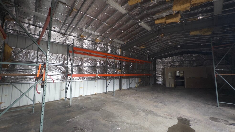 More Photos Of 500 Alakawa St, Honolulu Warehouse For Lease