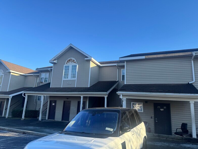 More Photos Of Capital Woods, Albany Apartments For Sale