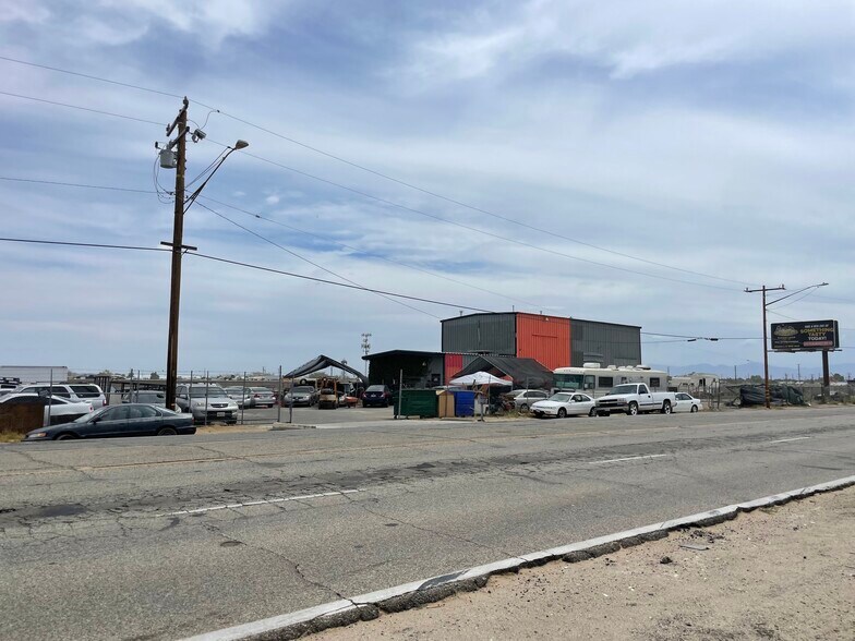 More Photos Of 45424 N Sierra Hwy, Lancaster Manufacturing For Sale